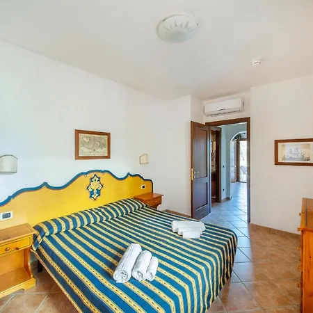 Apartment Bilo 4 Giardino 2 B Golfo Aranci
