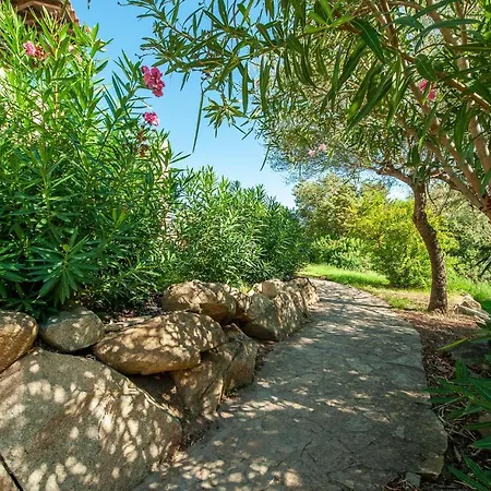 Bilo 4 Giardino 2 B Apartment